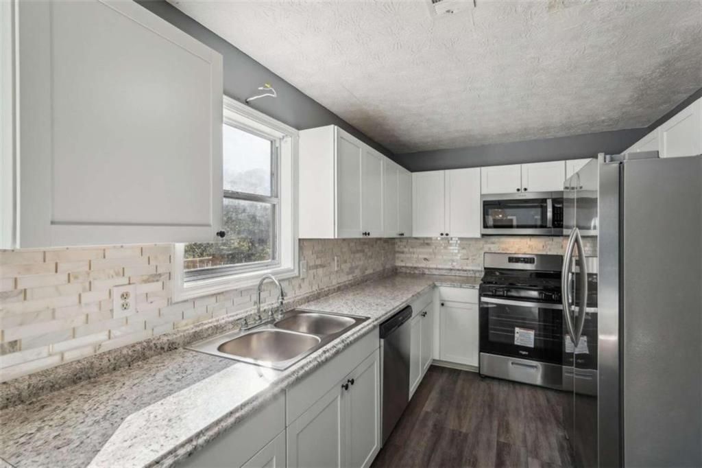 Building Photo - 1076 Westwood Pl SW