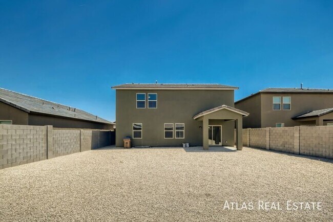 Building Photo - 4518 W Saddlebush Way