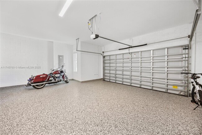Building Photo - 3552 NW Solange Ct