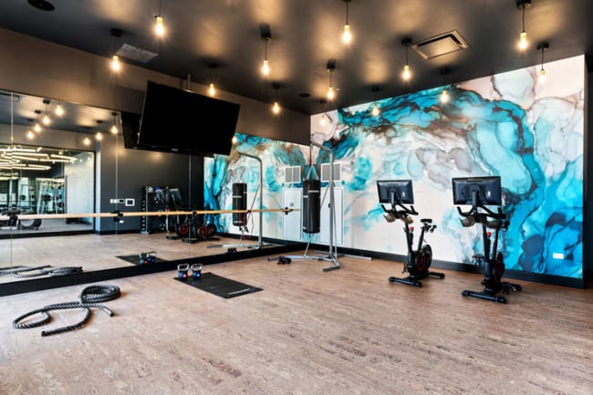 Building Photo - 1120 W Van Buren St