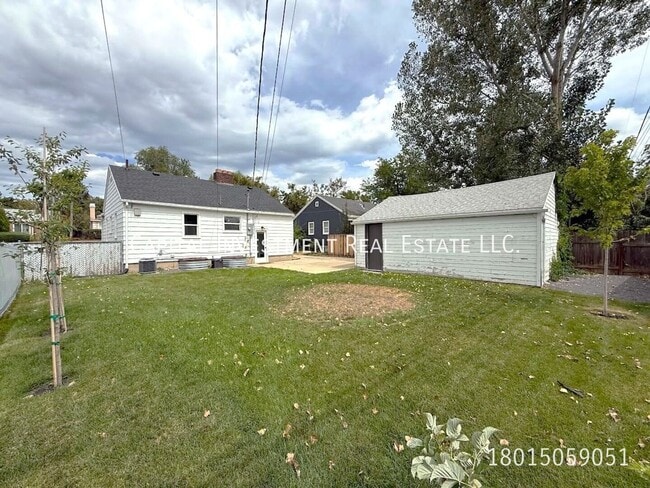 Building Photo - 1846 Garfield Ave
