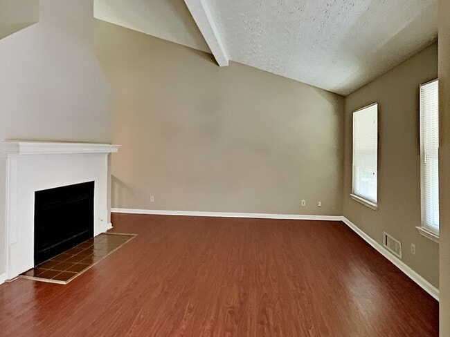 Building Photo - 6305 Beaver Creek Trail