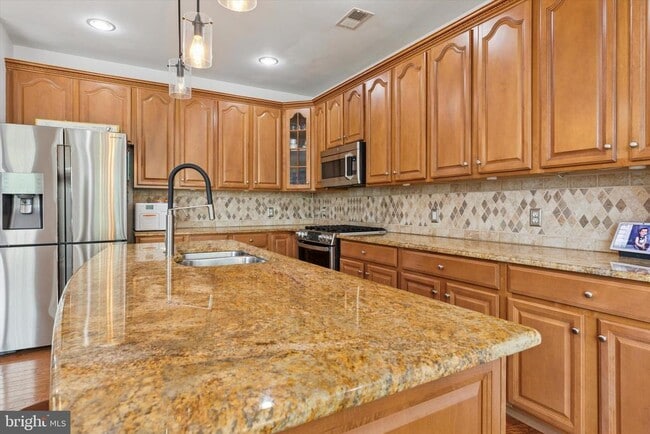 Building Photo - 2136 Sugar Maple Ln