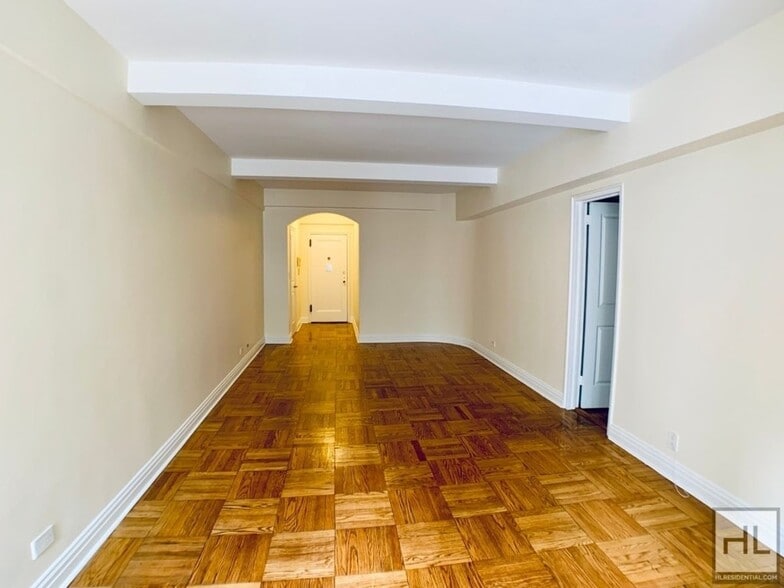 Building Photo - EAST 56 STREET