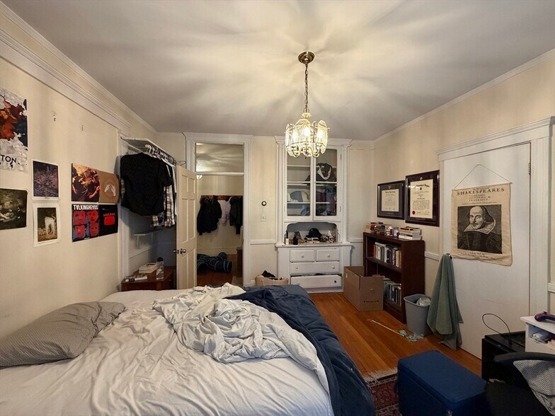 Building Photo - 91 Wallingford Rd