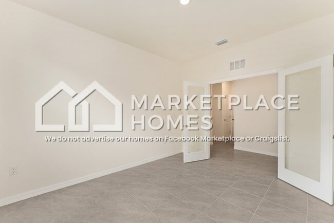 Building Photo - 4170 NW 48th Ter Rd