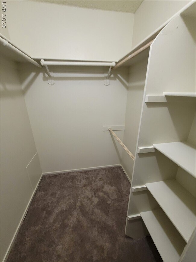 Building Photo - 873 Mantis Way