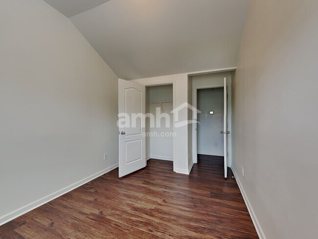 Building Photo - 4314 Tealeaf Dr