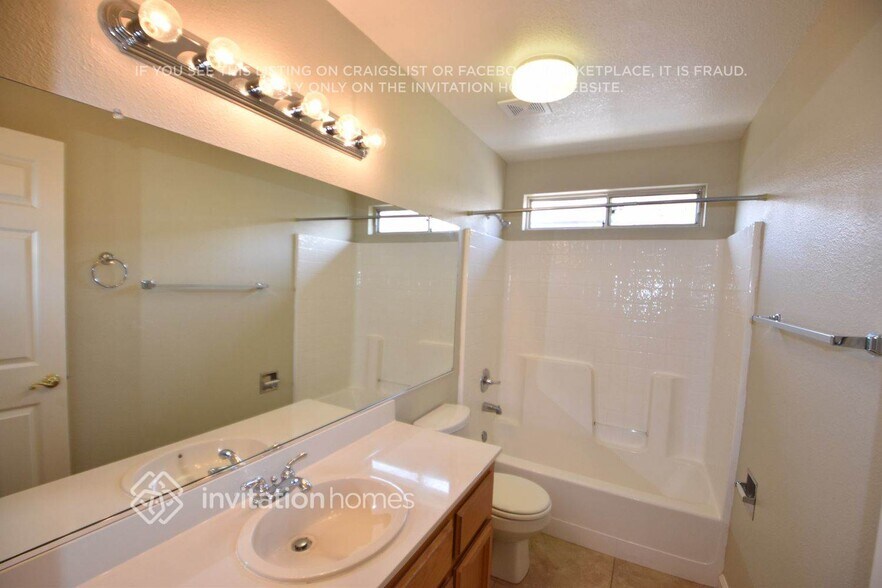 Building Photo - 973 Celestine Cir