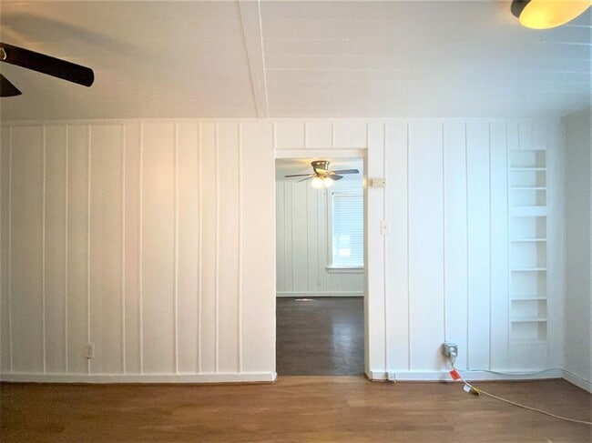 Building Photo - 5108 Bayard Ln