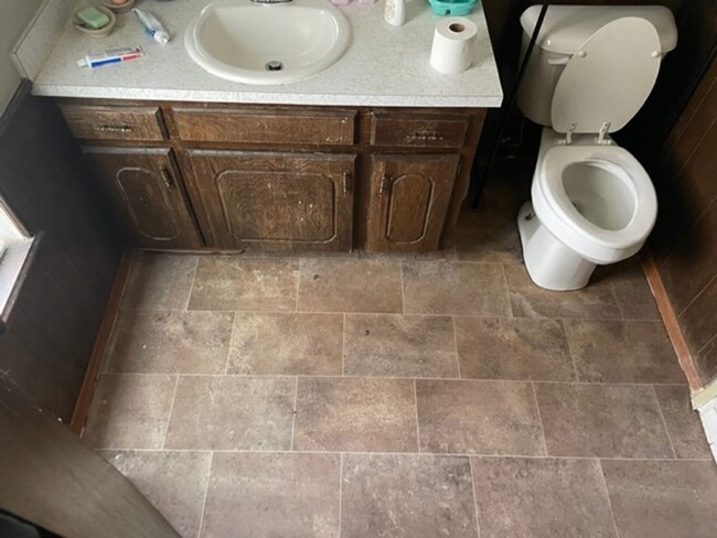 Building Photo - Edmond Home Ready for Occupancy