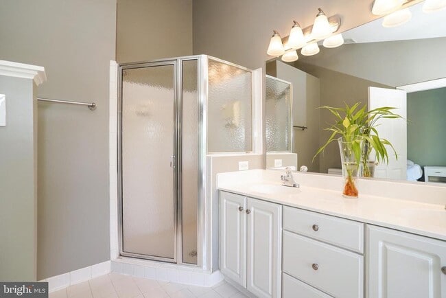 Building Photo - 2243 Journet Dr