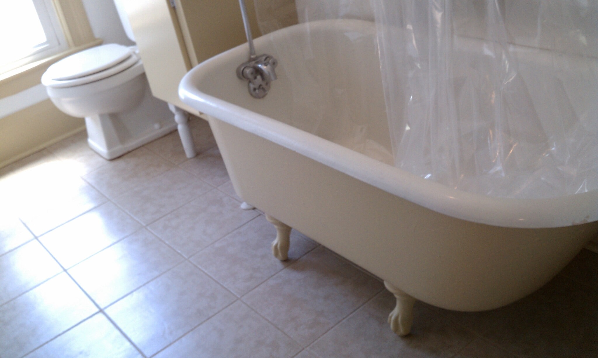 Tub - 436 E Pittsburgh St