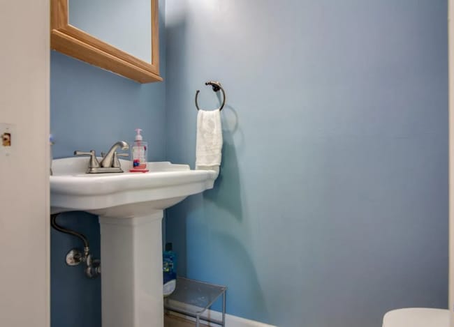 Building Photo - Don't miss out on this beautiful home!