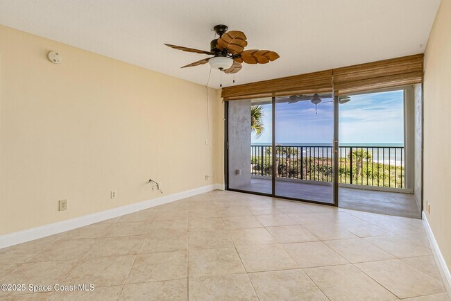 Building Photo - 1101 S Miramar Ave