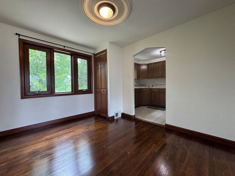Building Photo - 1439 Milan Ave