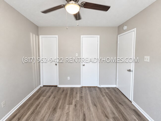 Building Photo - 2528 Pinon Ct