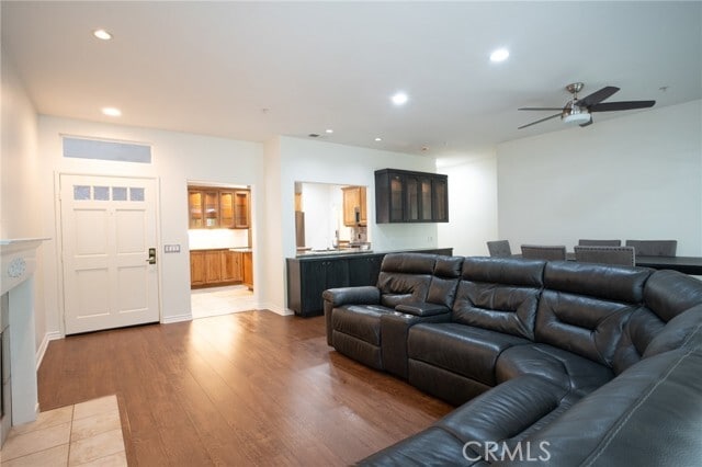 Building Photo - 21622 Pso Maravia