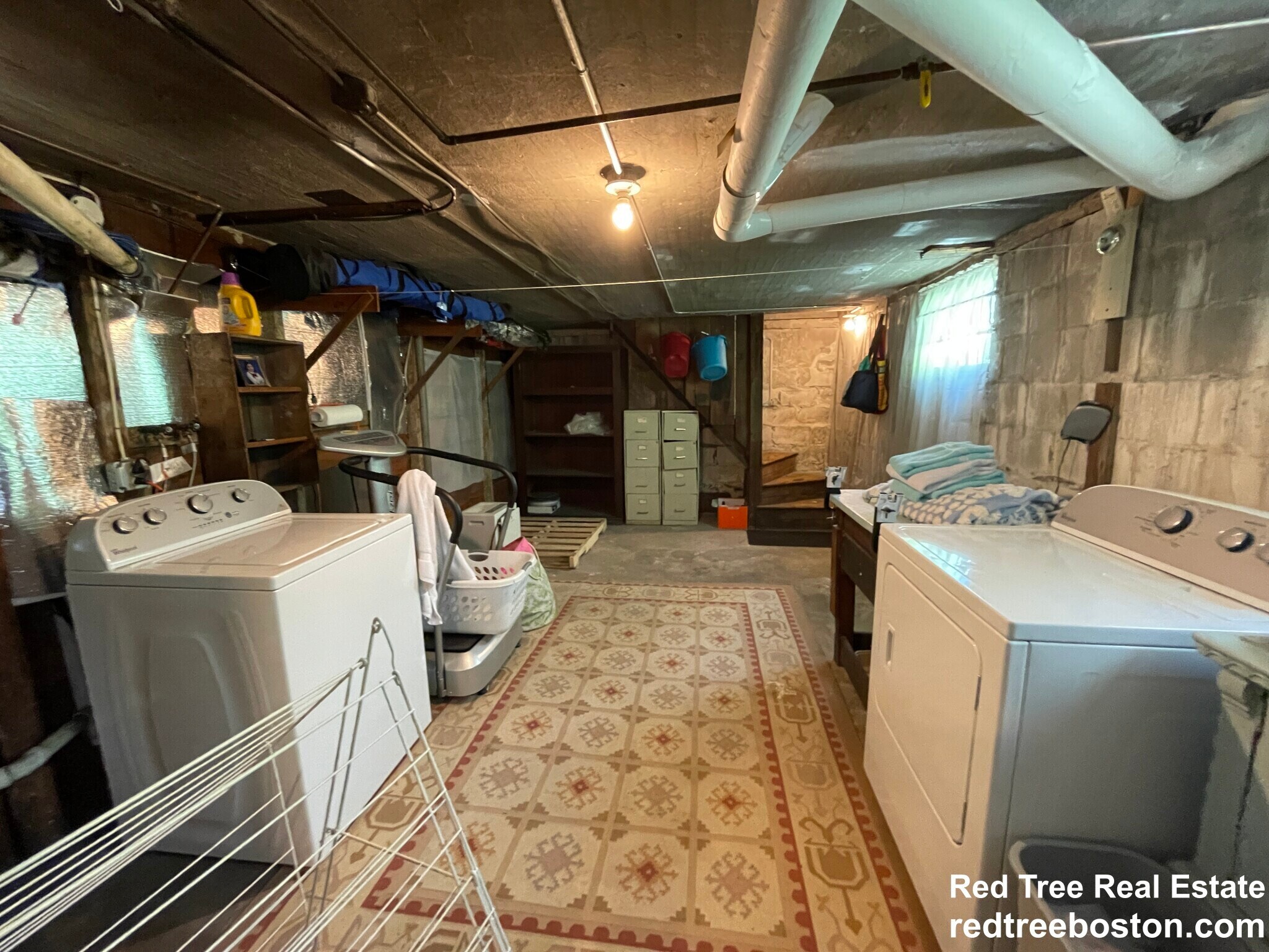 Building Photo - 62 Newport St