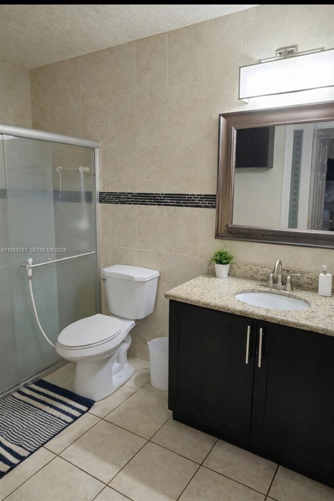 Building Photo - 7509 SW 26th Ct