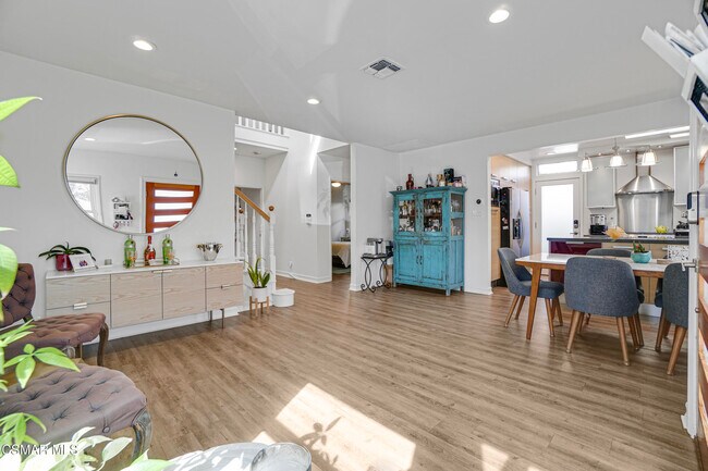 Building Photo - 3783 Stewart Ave