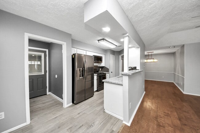 Building Photo - 3514 Spanish Acorn Ln