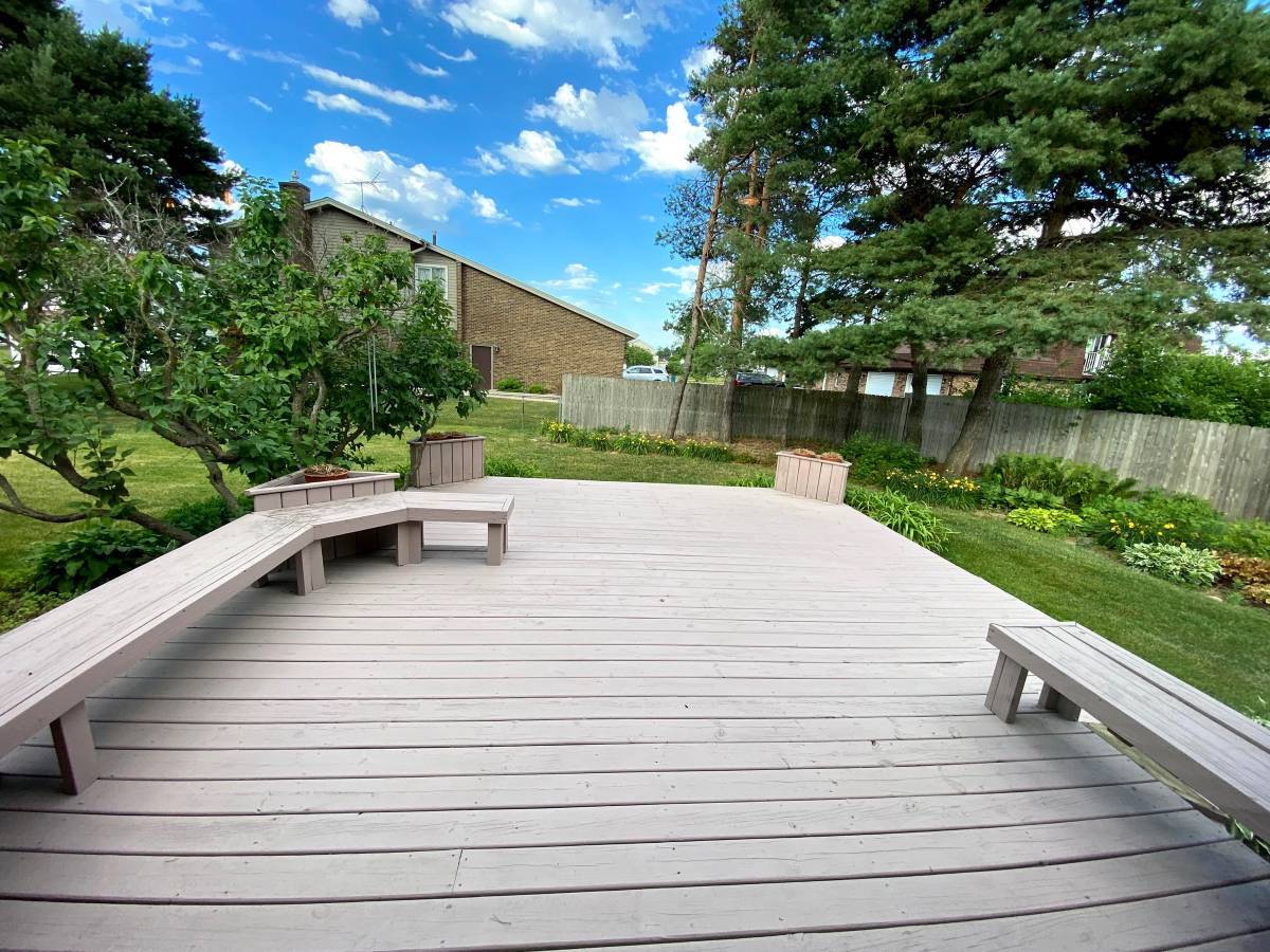Building Photo - 117 Juniper Drive