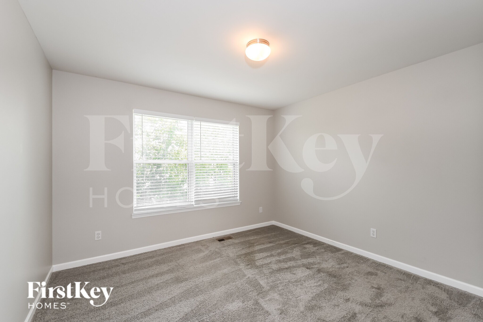 Building Photo - 106 Stewart Springs Dr