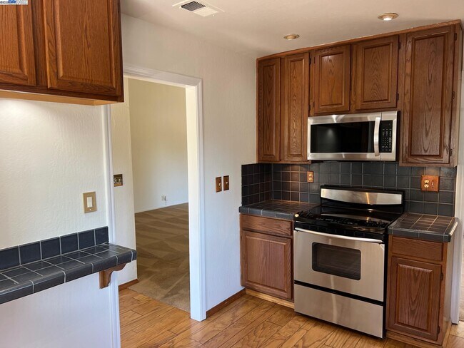 Building Photo - 3242 Monika Ln