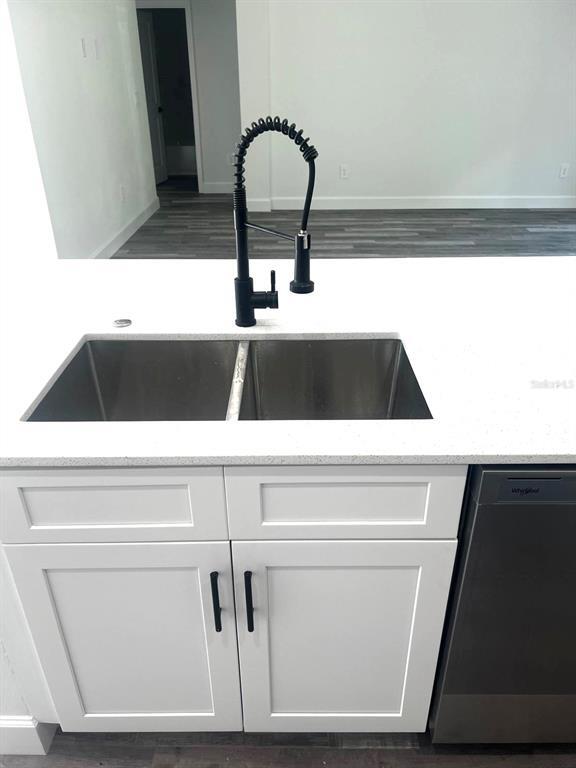 Building Photo - 1683 SW 3rd St