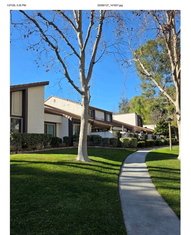 Building Photo - 24757 Sand Wedge Ln