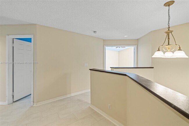 Building Photo - 18405 NW 9th Ct