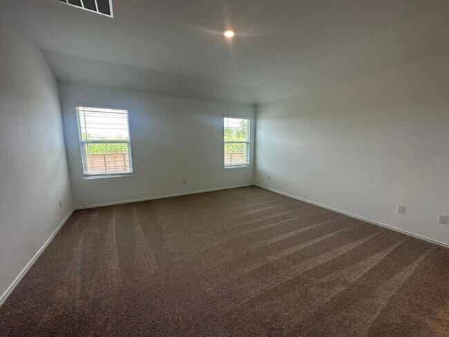 Building Photo - 1544 Marley