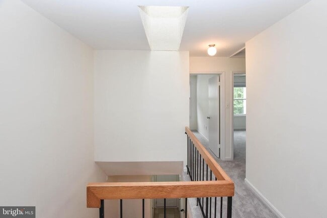 Building Photo - 5843 Wye Oak Commons Ct