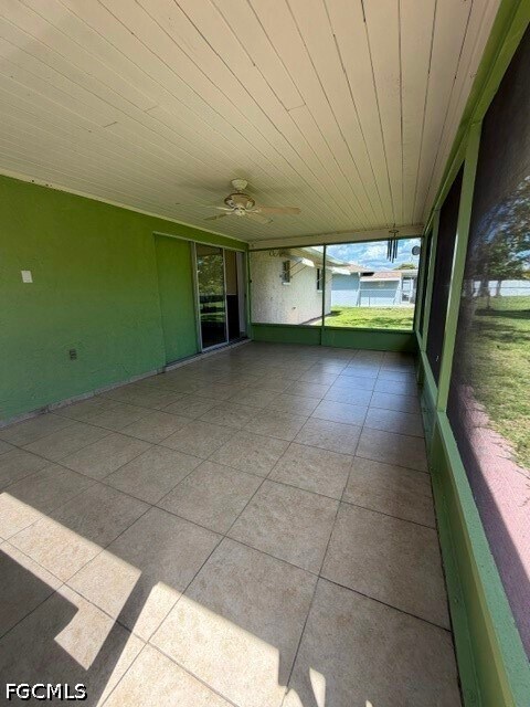 Building Photo - 922 SE 26th Terrace