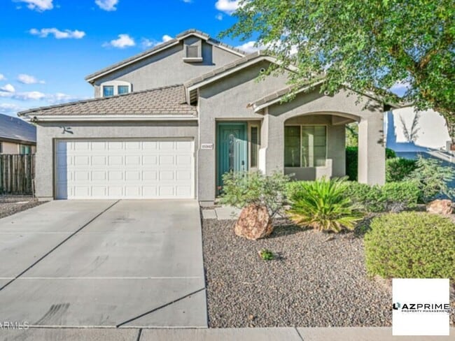 Primary Photo - Gorgeous 4 bedroom