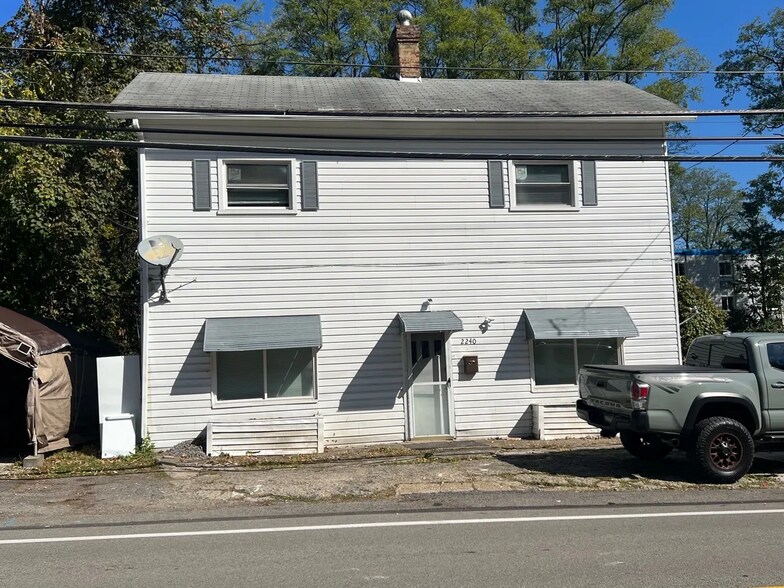 Building Photo - 2240 Potomac Ave