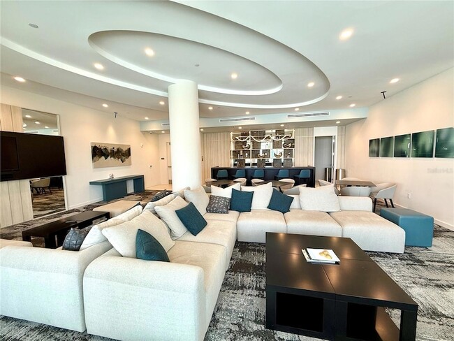 Building Photo - 301 Quay Cmn