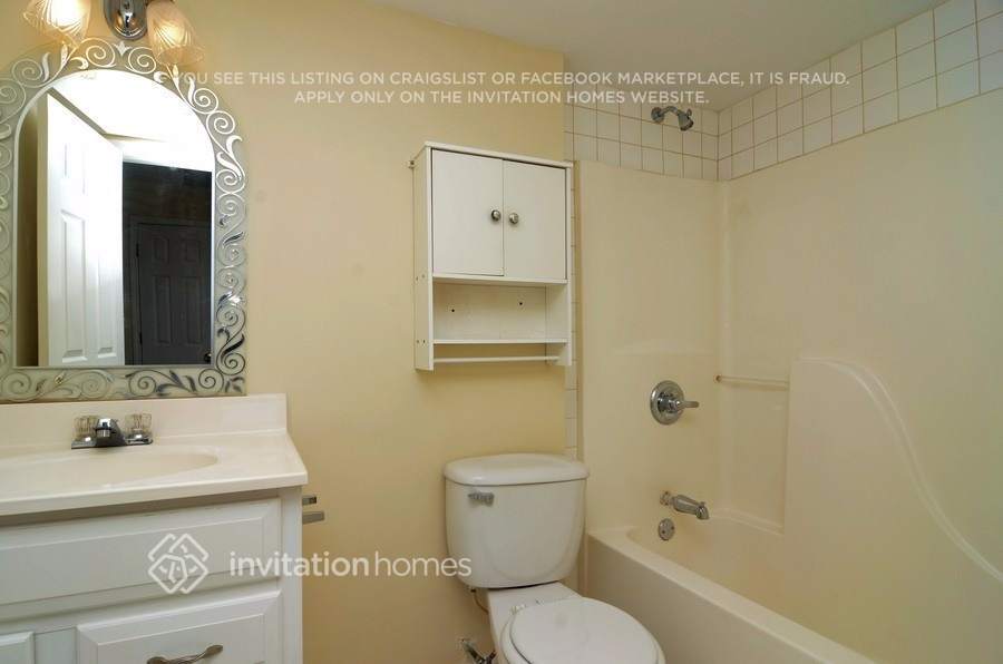 Building Photo - 7299 Madison Cir