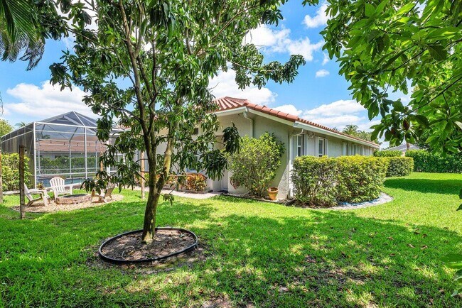 Building Photo - 4675 Manderly Dr