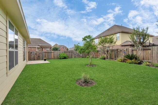 Building Photo - 9407 Vista Falls Ct