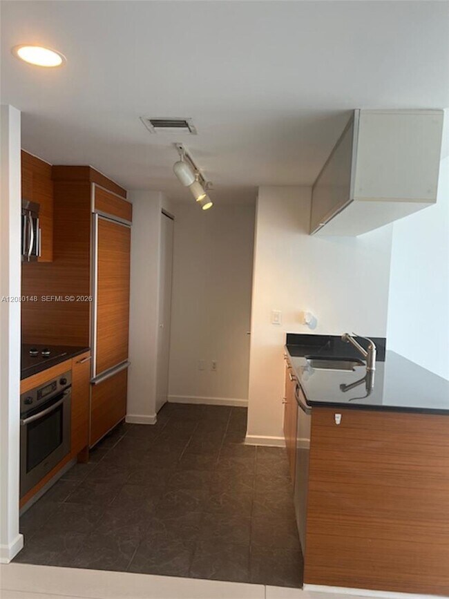 Building Photo - 50 Biscayne Blvd