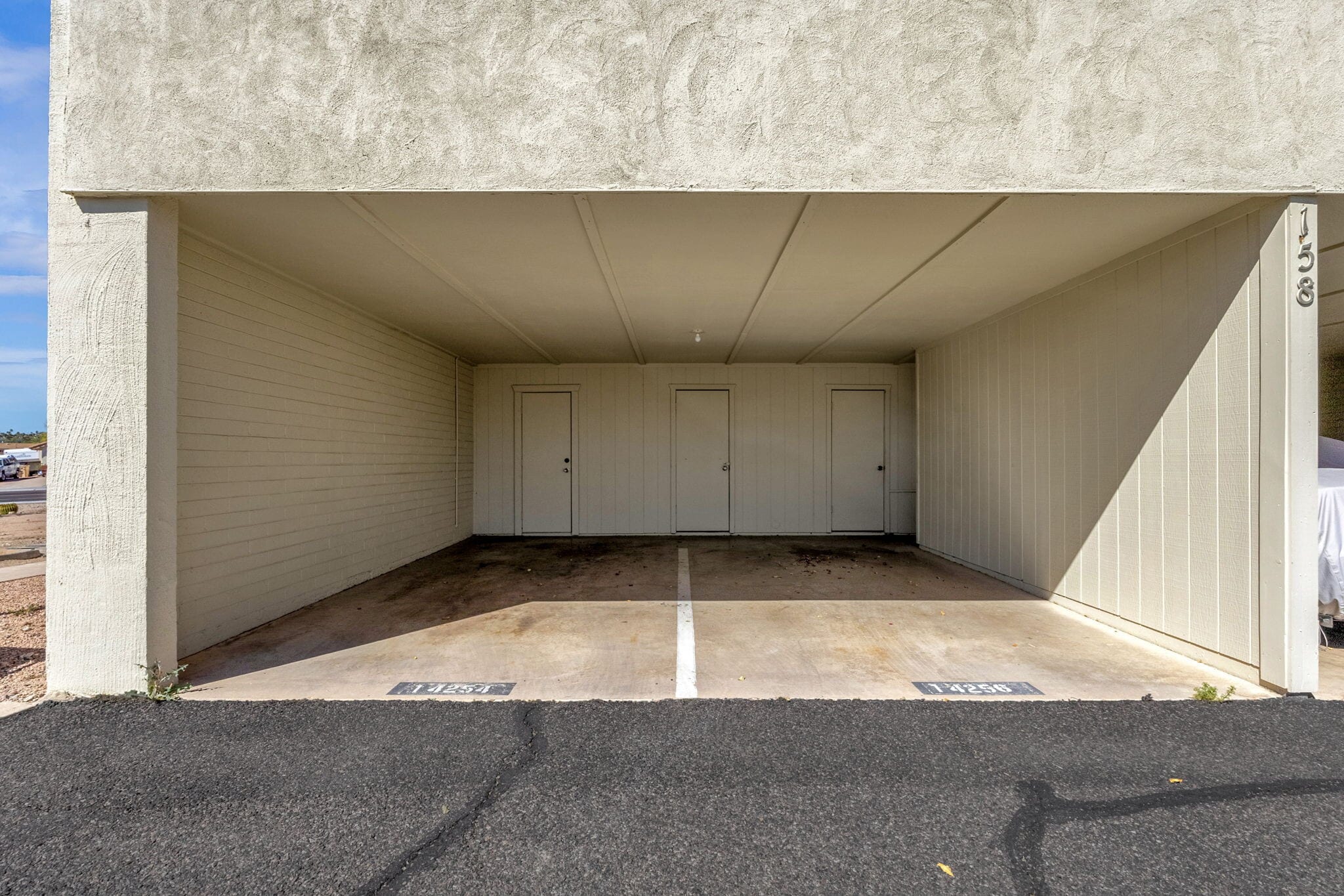 Building Photo - 14247 N Boxwood Ln