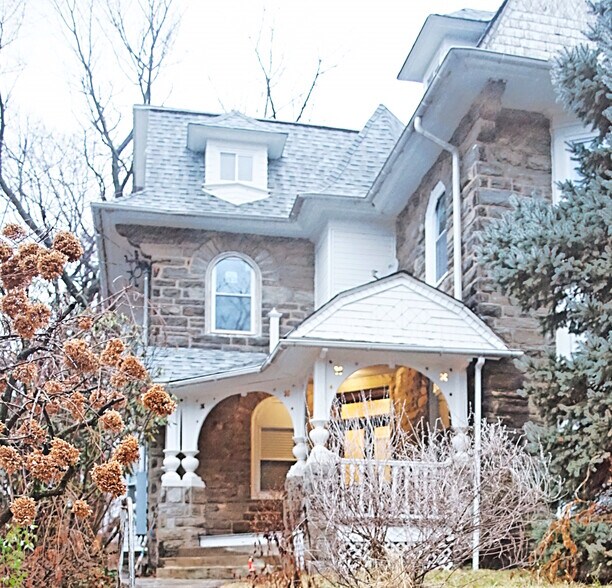 Building Photo - 133 East Mount Airy Avenue