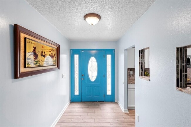 Building Photo - 10637 Deergrass Ln