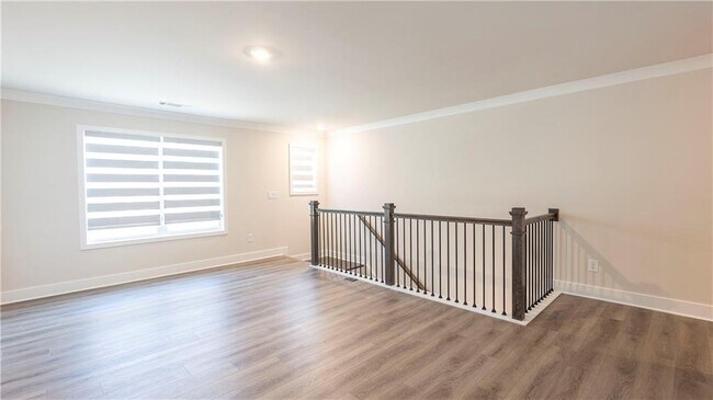 Building Photo - 38 Winding Rose Dr