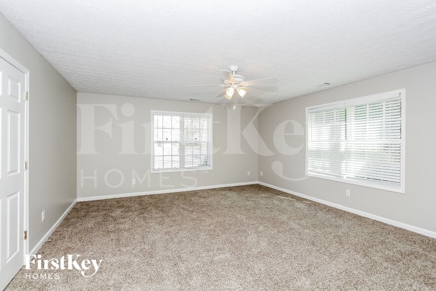 Building Photo - 4015 McEachern Cove Dr