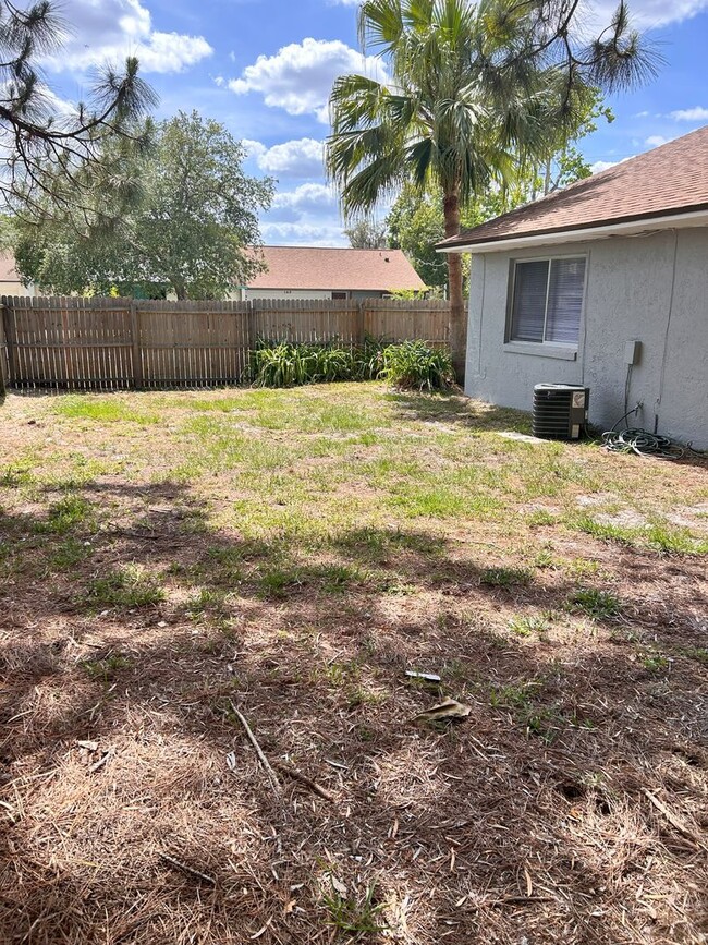 Building Photo - **2/2 Hidden Lakes Villa/ Sanford**