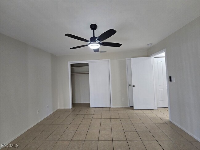 Building Photo - 4803 Triton Ct E