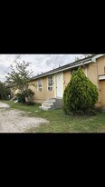 Building Photo - 1071 Ave A
